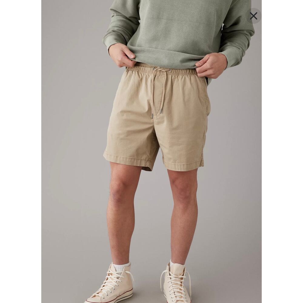 American Eagle Trekker Khaki Shorts 7" Flex Lived-In Men's Size XS